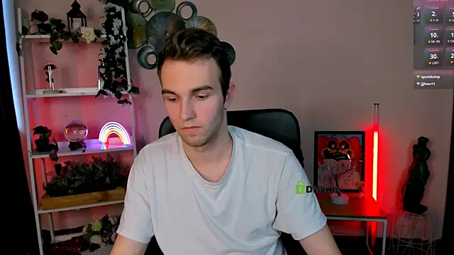 astren villo online show from 04/05/26, 12:02