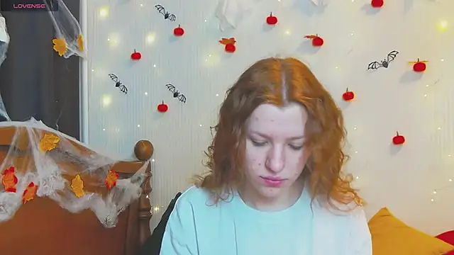 MeganNewCat online show from 10/30/25, 01:23