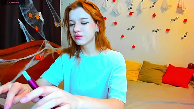 MeganNewCat online show from 11/14/25, 09:19