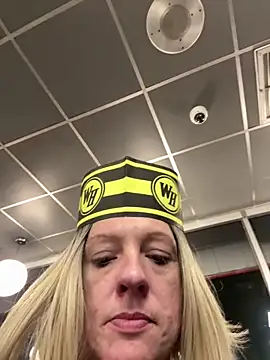 queenkelly1234 online show from 02/20/26, 06:26