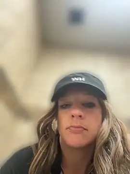 queenkelly1234 online show from 05/23/26, 07:35