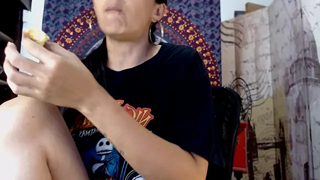 Lucyy Naugthy online show from 02/13/26, 01:23