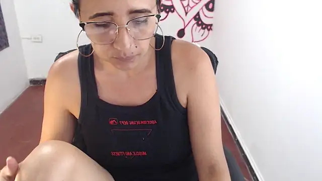 Lucyy Naugthy online show from 03/29/26, 07:58