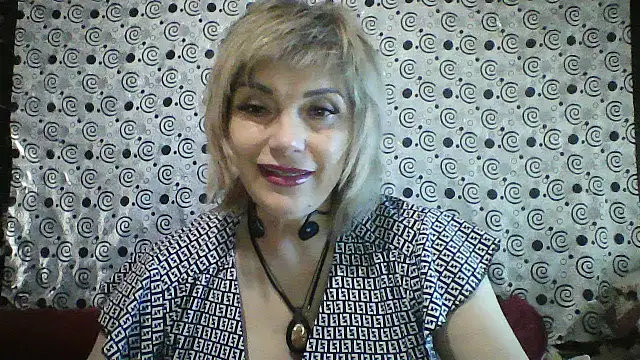 Lia Ray online show from 10/27/25, 08:13