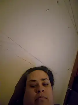 Snapshot of BigBusty_VoluptuousMilfX chatting on 12/22/25, 09:12 BigBusty VoluptuousMilfX online show from 12/22/25, 09:12