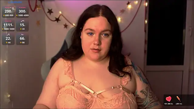 SummerTina online show from 12/19/25, 11:23