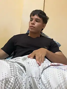 Michael black01 online show from 04/08/26, 11:37