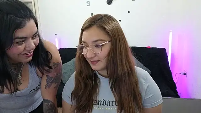 lesb milf online show from 02/05/26, 12:15