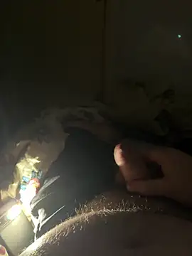 Snapshot of creamydeluxe chatting on 12/22/25, 11:46 creamydeluxe online show from 12/22/25, 11:46