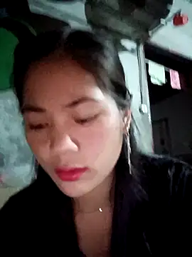 Lyssa-a online show from 10/27/25, 10:58