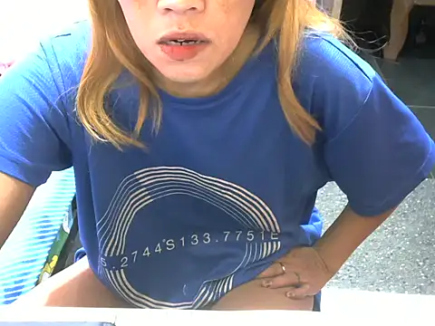 Snapshot of CockBiter83 chatting on 11/03/25, 08:32 CockBiter83 online show from 11/03/25, 08:32