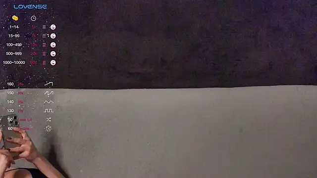 Snapshot of VickiRoom chatting on 12/04/24, 06:28 VickiRoom online show from 12/04/24, 06:28