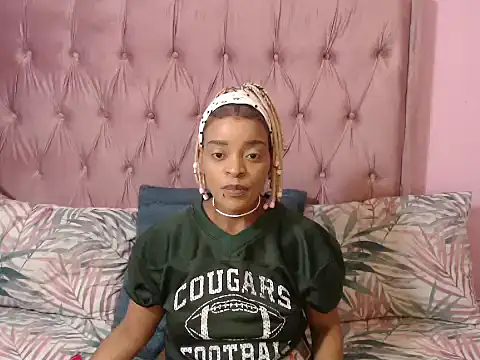 fifiqueen25 online show from 10/24/25, 10:33