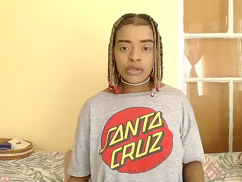 fifiqueen25 online show from 11/26/25, 09:32