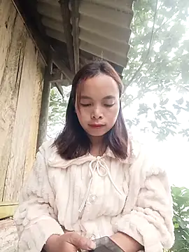 Nguyet2k4 online show from 01/15/26, 01:10