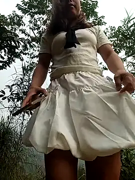 Nguyet2k4 online show from 03/19/26, 12:36