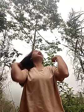 Nguyet2k4 online show from 03/28/26, 11:48