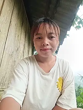 Nguyet2k4 online show from 06/05/26, 10:59