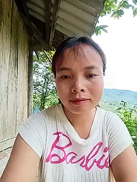 Nguyet2k4 online show from 06/24/26, 04:22