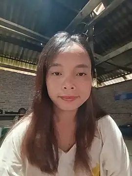 Nguyet2k4 online show from 07/08/26, 07:35