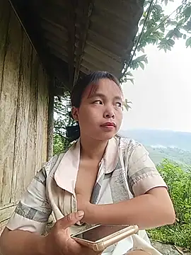Nguyet2k4 online show from 07/11/26, 12:13