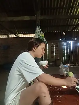 Nguyet2k4 online show from 07/15/26, 06:29