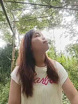 Nguyet2k4 online show from 07/18/26, 12:37