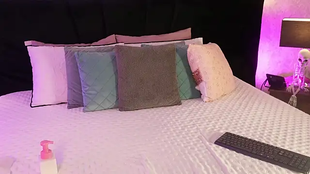 mariianna lopez  online show from 03/05/26, 07:10