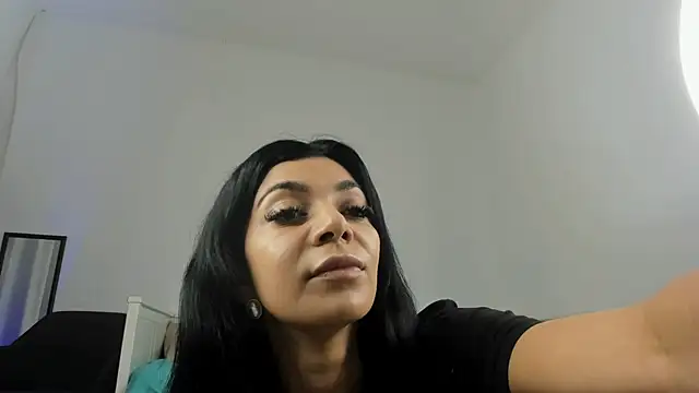 ReneeVoss online show from 04/06/26, 03:04