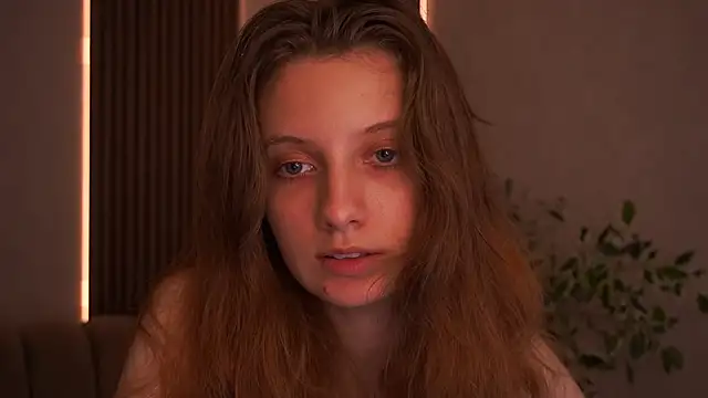 CuteeFoxy online show from 07/07/26, 01:04