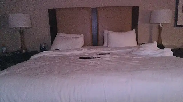 spincouple online show from 10/19/25, 05:08