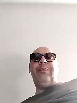 nicolaspgarnier online show from 03/07/26, 10:34