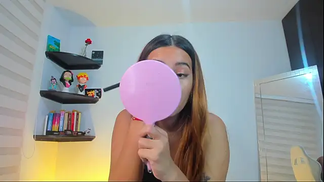 Snapshot of kittyrush_ chatting on 11/16/25, 06:08 kittyrush online show from 11/16/25, 06:08