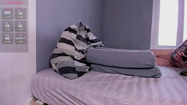 Snapshot of skyisland666 chatting on 10/27/25, 02:37 skyisland666 online show from 10/27/25, 02:37