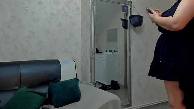 BelleInna online show from 02/06/26, 06:07