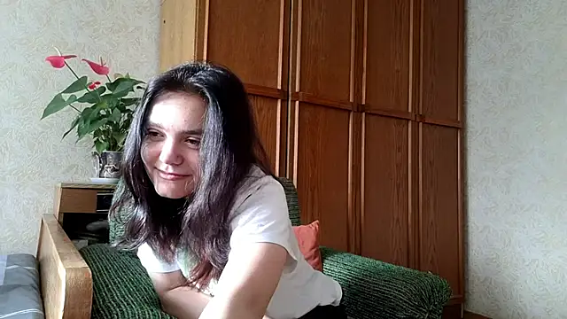 AudieMleczynski online show from 11/06/25, 08:37