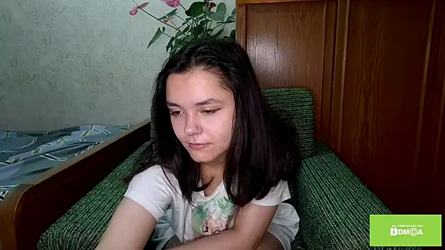 AudieMleczynski online show from 12/02/25, 06:08