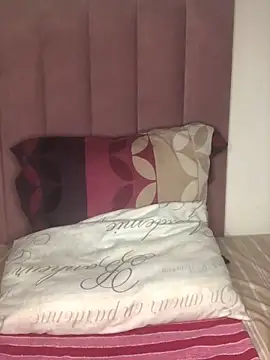 Bubbles156 online show from 03/02/26, 04:47