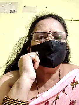 Snapshot of Anasuyatelugu chatting on 11/14/25, 03:55 Anasuyatelugu online show from 11/14/25, 03:55