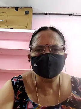 Snapshot of Anasuyatelugu chatting on 11/27/25, 01:02 Anasuyatelugu online show from 11/27/25, 01:02