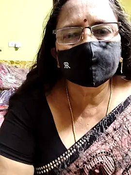 Snapshot of Anasuyatelugu chatting on 02/12/26, 01:22 Anasuyatelugu online show from 02/12/26, 01:22