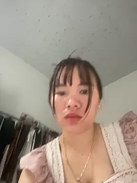 hanaa-show online show from 10/28/25, 01:09