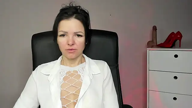 Mollybloom40 online show from 01/14/26, 07:47