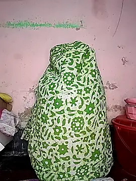 Strip Hotty242 online show from 11/18/25, 03:05