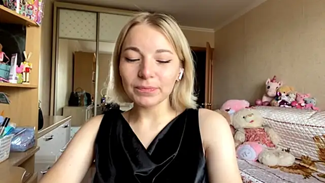 HoppedArea online show from 10/15/25, 08:03