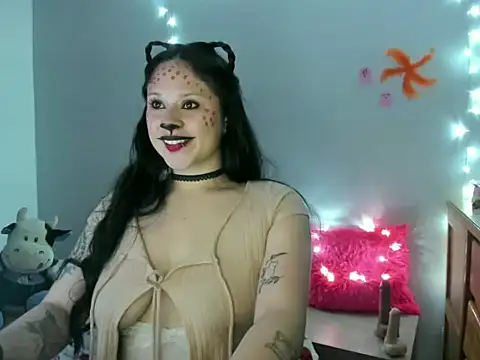  Emily vixen online show from 10/21/25, 03:40