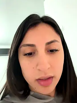 itsmiasofia online show from 10/14/25, 05:14