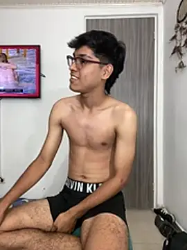 Muchachito18 online show from 01/09/26, 04:04