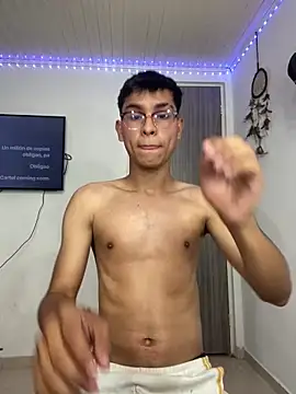 Muchachito18 online show from 02/01/26, 05:06