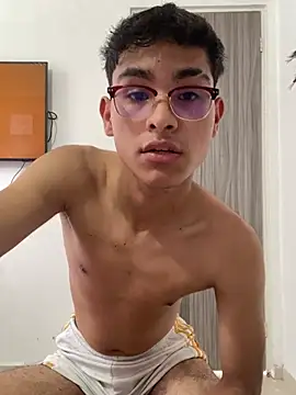 Muchachito18 online show from 02/01/26, 06:39